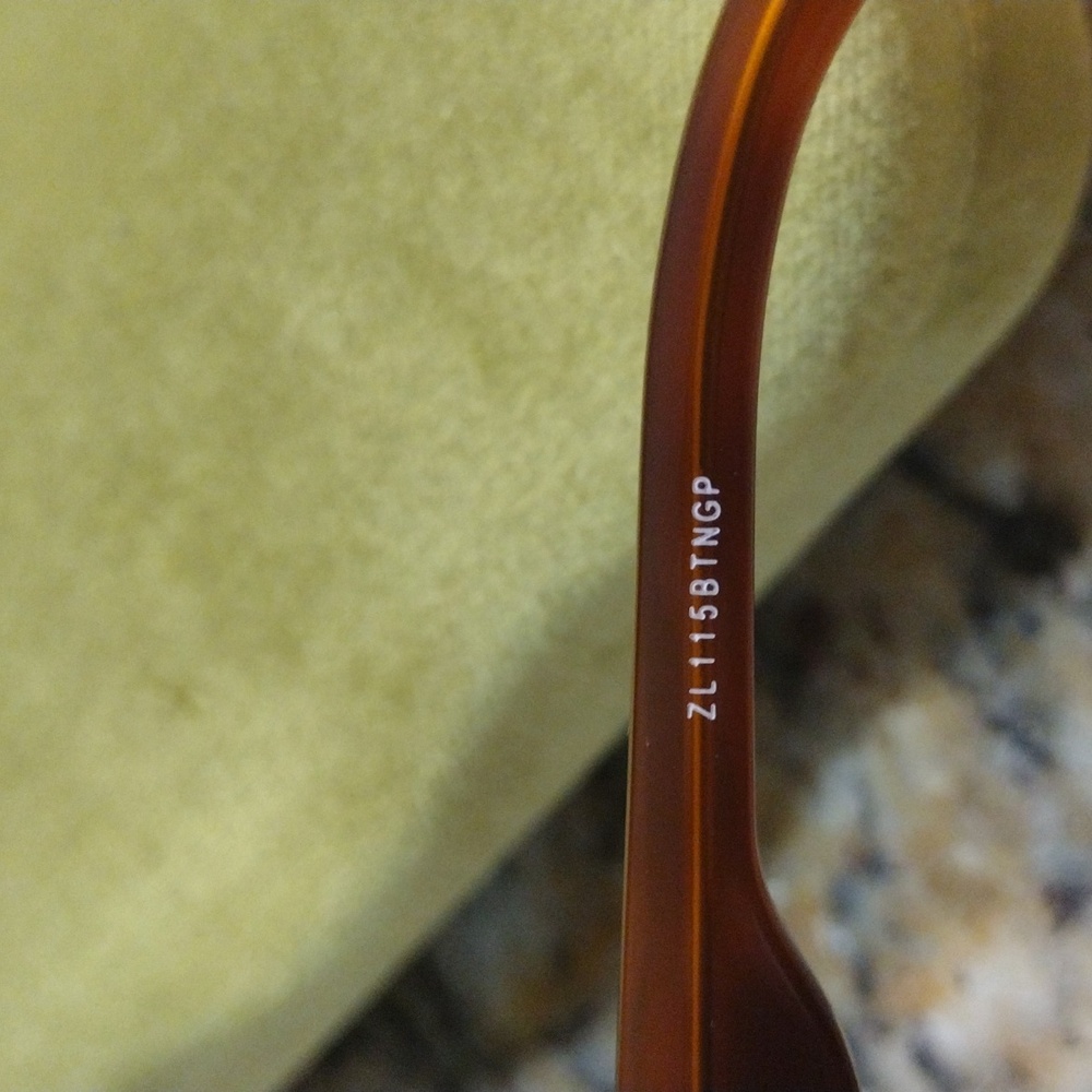 Gucci Sunglasses - Picture 7 of 9